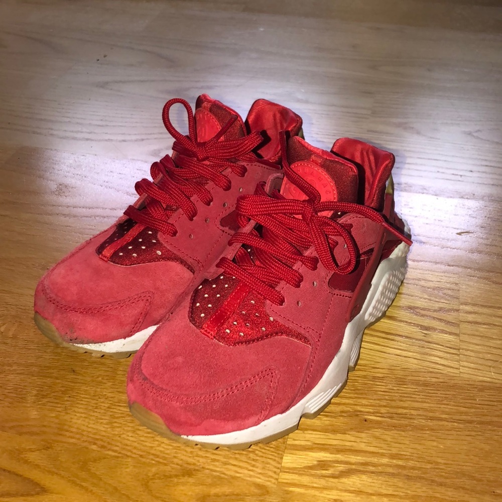 Nike Air Suede Red Huarache w/ white sole